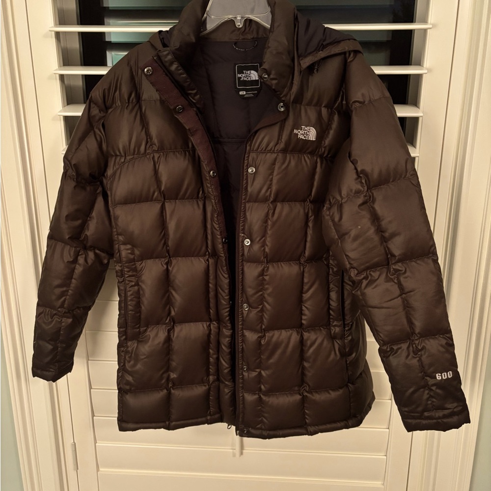 The 600 North Face Insulated long puffer Jacket